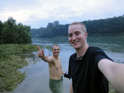 Baden im Altrhein bei Grissheim.